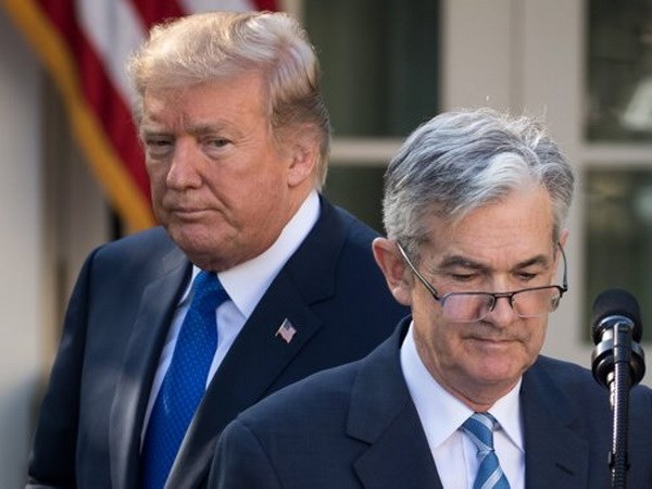 Trump tiếp tục chỉ trích về Fed